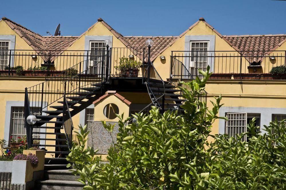 Agriturismo Il Casale Delle Ginestre Fiumicino Bagian luar foto