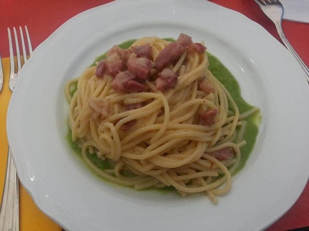Agriturismo Il Casale Delle Ginestre Fiumicino Bagian luar foto