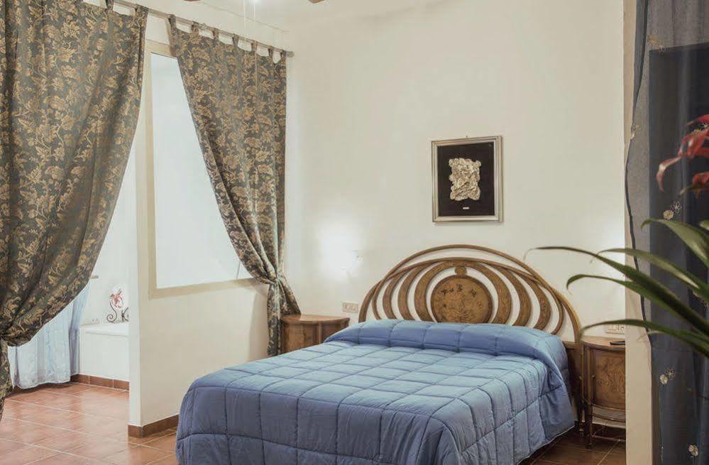 Agriturismo Il Casale Delle Ginestre Fiumicino Bagian luar foto